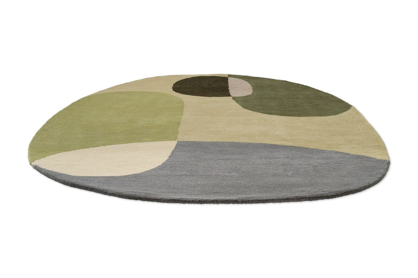 Brink & Campman Decor Miller Summer Teppich in Salbeigrün, Tannengrün und Taubengrau, Schrägansicht