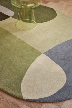 Brink & Campman Decor Miller Summer Teppich in Salbeigrün, Tannengrün und Taubengrau, im Wohnraum, zweite Ansicht