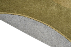 Brink & Campman Element Lane Green Teppich, Detail von umgeschlagener Kante und Rücken