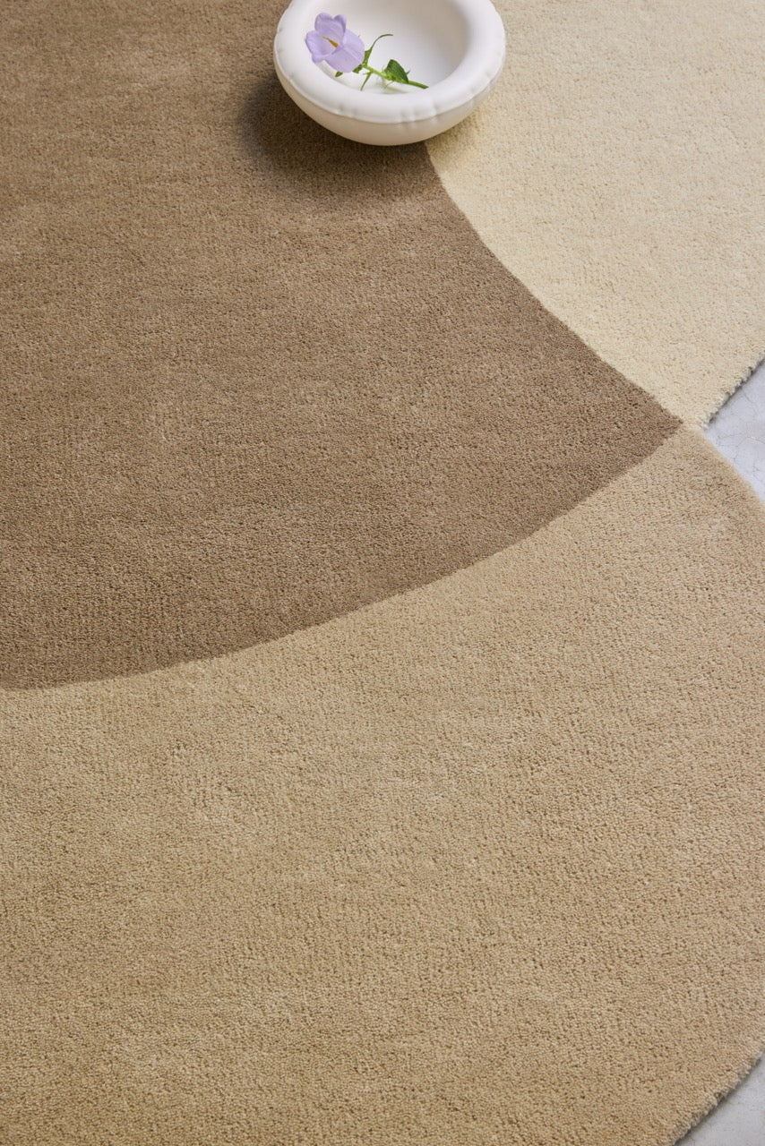 Brink & Campman Element Lane Neutral Teppich in Sandbeige, Taupe und Creme, im Wohnraum, zweite Ansicht