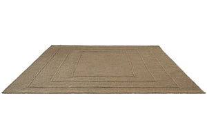 Brink & Campman Senso Border Fur Brown Teppich in Camelbraun mit drei Rahmen im Relief, Schrägansicht