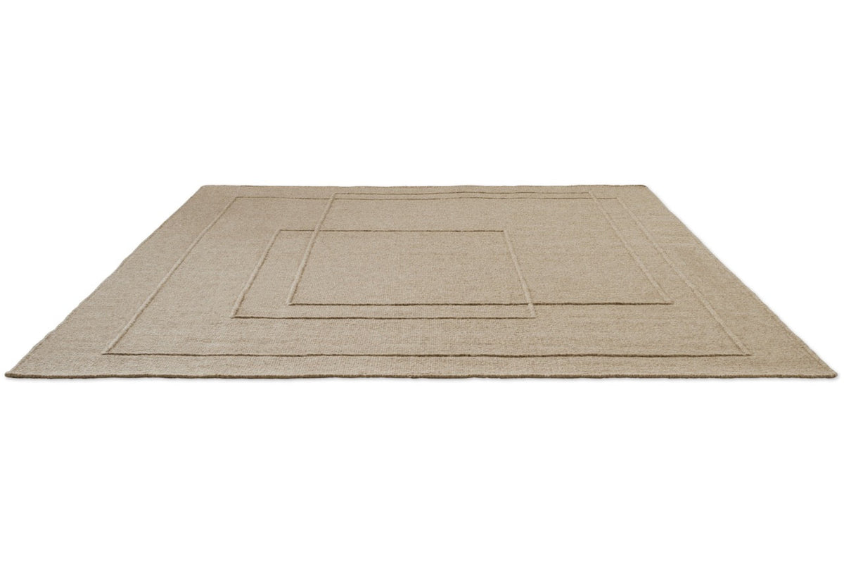Brink & Campman Senso Planes Natural Teppich in Sandbeige mit überlappenden Rechtecken im Relief, Schrägansicht
