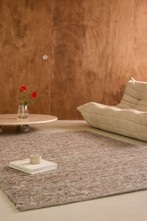 Brink & Campman Sober Soft Brown Teppich in meliertem Braun und Taupe, im Wohnraum