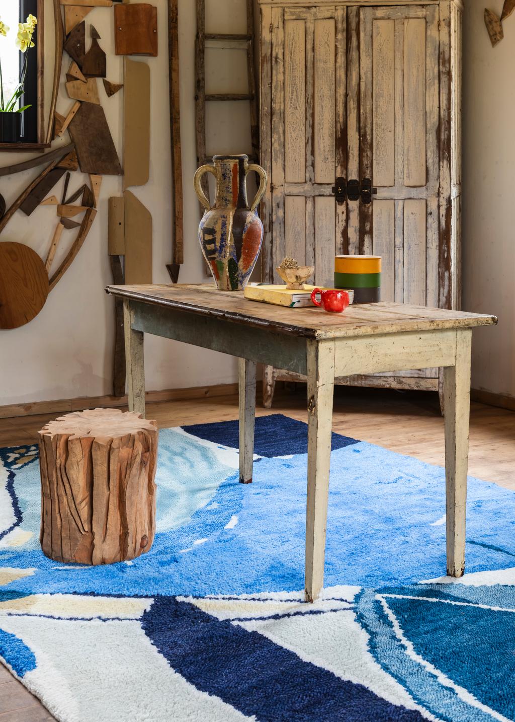 Wollteppich Blau Layered Heather Chontos Blue Lake, im Esszimmer