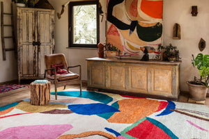 Wollteppich Layered Heather Chontos Kaleidoscope, im Wohnzimmer