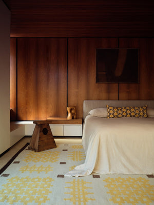 Wollteppich Gelb Layered Tom Morris Ryg Dandelion, im Schlafzimmer