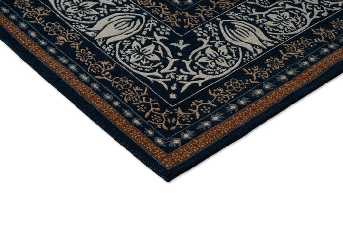 Morris & Co Borage Blue Teppich, Detail von Ecke und Flor