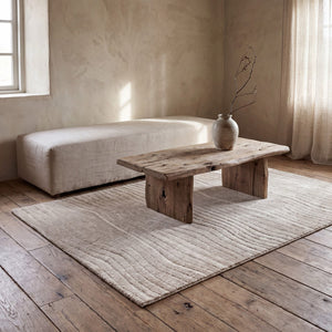 Acsento Duna Linen Teppich in Leinenbeige mit feinen Wellenlinien, im Wohnraum