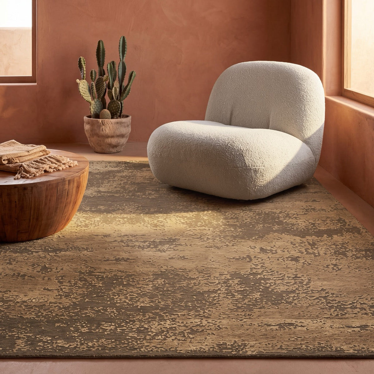 Acsento Laguna Bronze Teppich in Bronzebraun mit sandfarbenen Sprenkeln, im Wohnraum