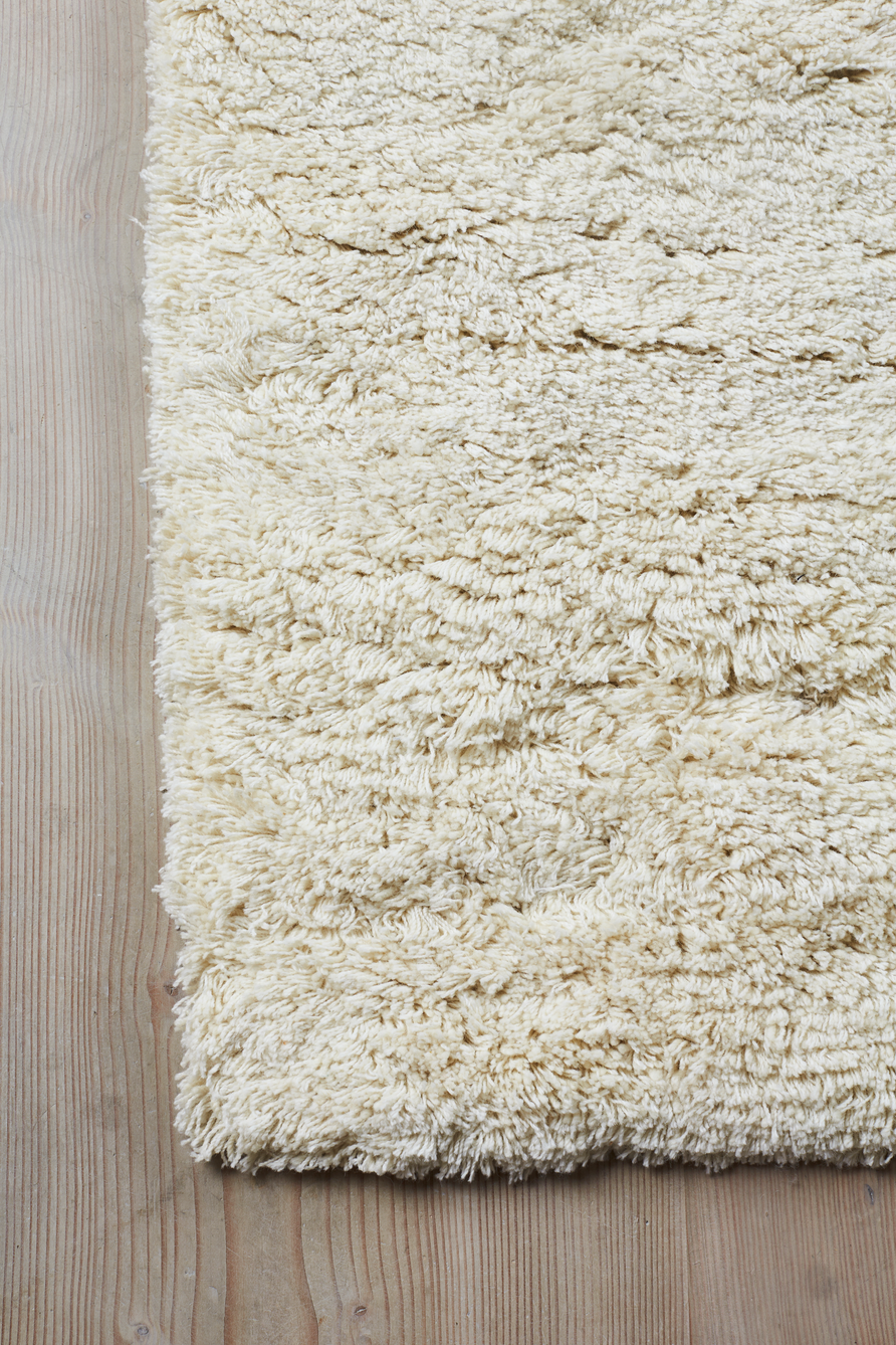 Massimo Rya Cream Hochflor Wollteppich, Detail der Ecke