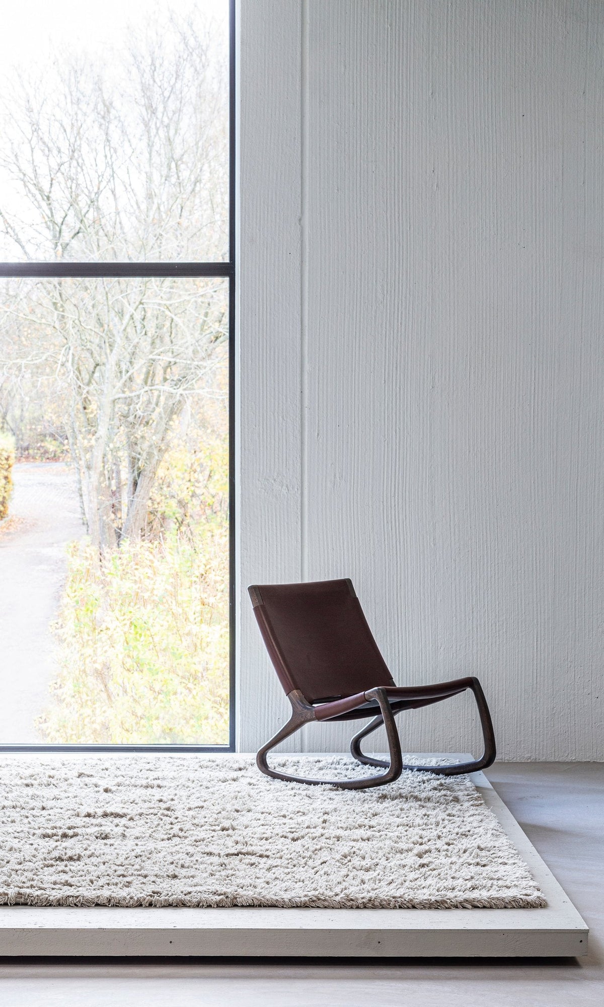 Massimo Rya Soft Beige Hochflor Wollteppich, in einem Wohnraum