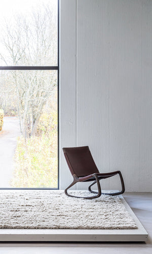 Massimo Rya Soft Beige Hochflor Wollteppich, in einem Wohnraum